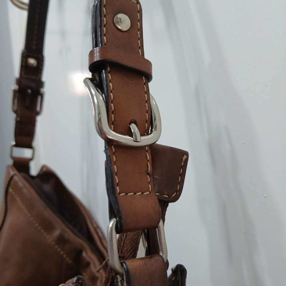 Fossil Lightweight Leather Hobo🤎 - Picture 3 of 9